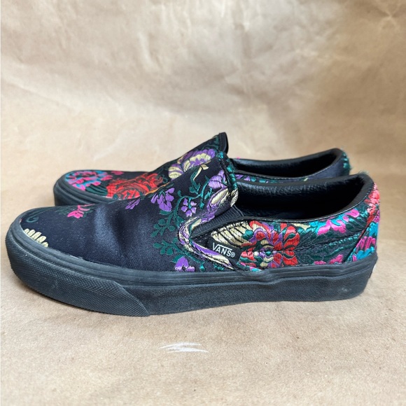 Vans Festival Black Satin Floral Embroidered Slip On Sneakers. Size 6.5 - Picture 3 of 7